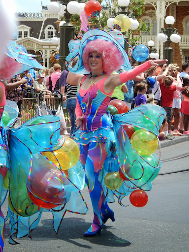 New Disney World Parade: Festival of Fantasy. On a lighter note, clowns from Storybook Circus come dancing by. 