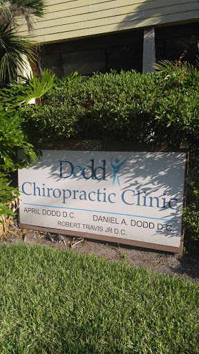 Chiropractor «Dodd Chiropractic Clinic», reviews and photos