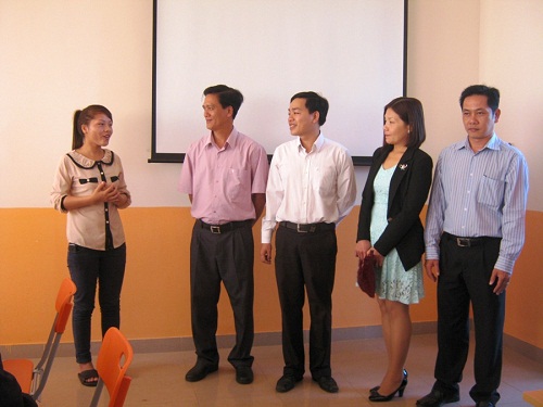 Sinh viên Triệu Thị Hạnh gửi lời chúc mừng thầy cô và cán bộ FPT Polutechnic