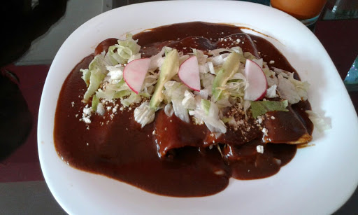 Los Hidalgo, Central Oriente 15, La Pila, 30000 Comitán de Domínguez, Chis., México, Restaurante | CHIS