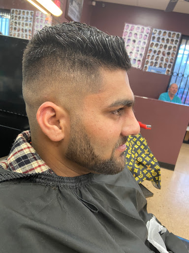 Ricardo's Barber Shop and Salon