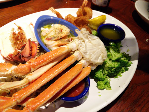 Seafood Restaurant «Red Lobster», reviews and photos, 1301 County Road 42 W, Burnsville, MN 55306, USA