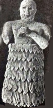 Ассирийское божество