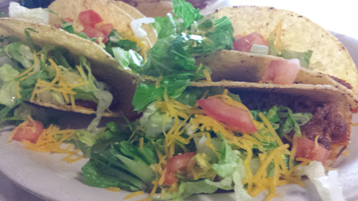 Mexican Restaurant «Los Lupes Restaurant», reviews and photos, 1400 N Riverfront Blvd, Dallas, TX 75207, USA