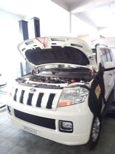 Shree Tirupati Auto Kanpur, SHREE TIRUPATI AUTO, National Highway 2, Kanpur, Uttar Pradesh 209304, India, Motor_Vehicle_Dealer, state UP