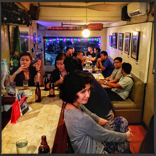 Oarhouse Pub of Manila