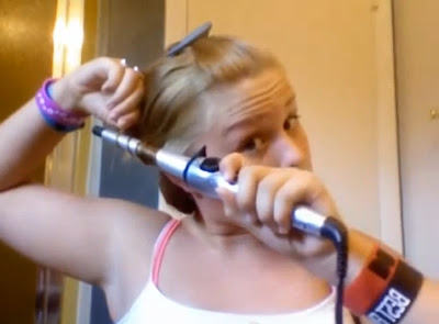 【動画】コテ(カールアイロン)で女の子の髪が取れた動画。熱による損傷と原因解説