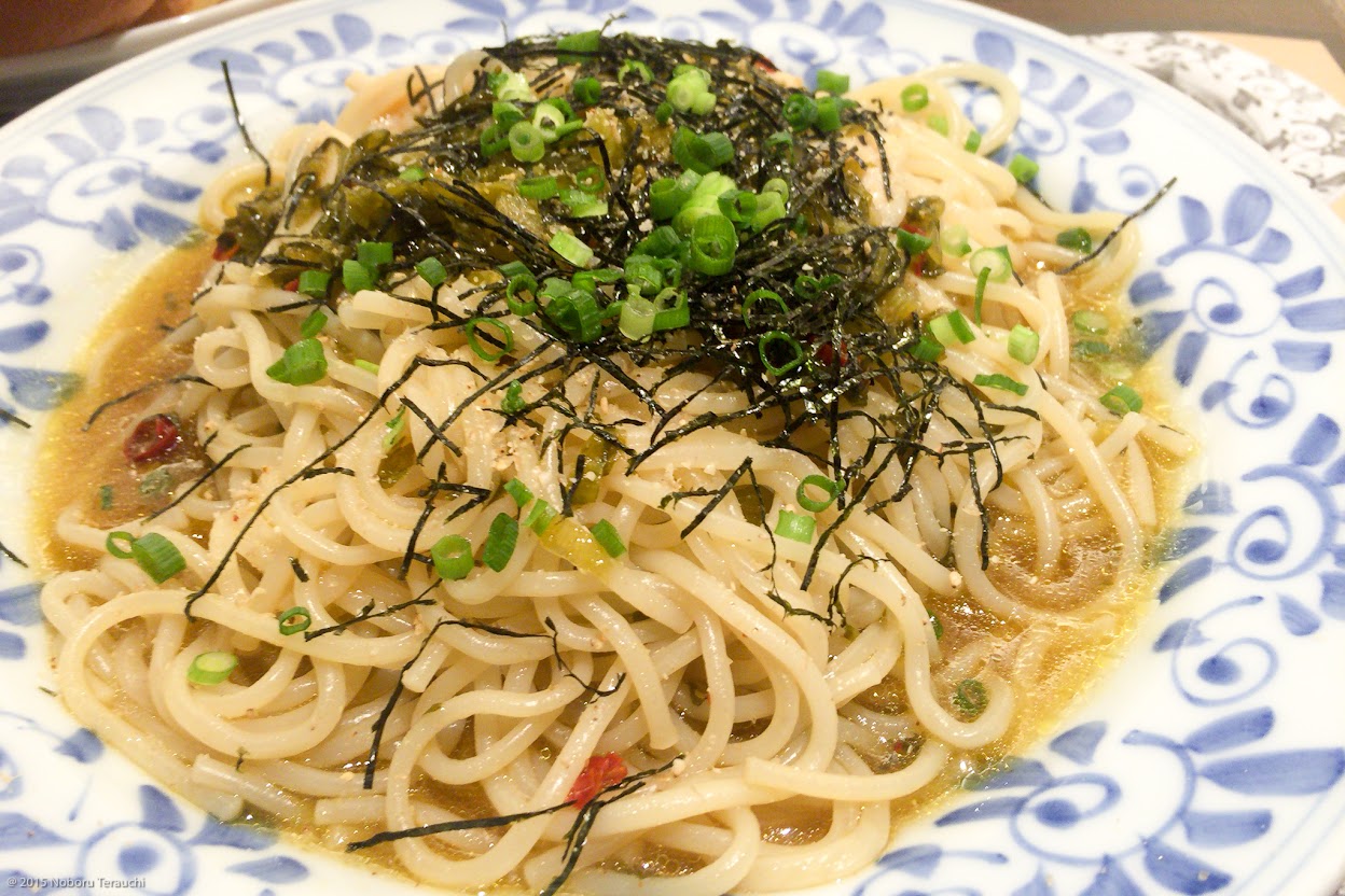 高菜と鶏肉のピリ辛パスタ