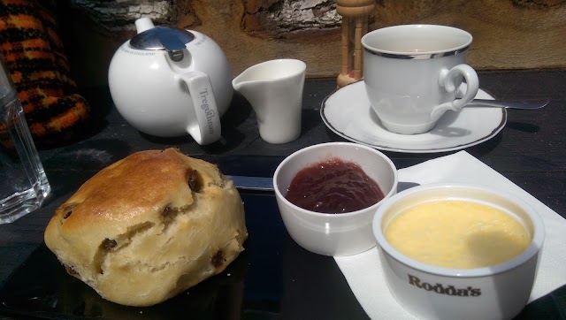 Q Tea Room & Gallery