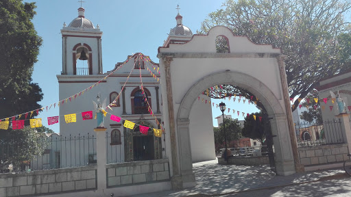 Templo de San Sebastián Mártir, s/n, Calle Benito Juárez, Cabecera Municipal San Sebastian Tutla, San Sebastián Tutla, Oax., México, Iglesia | OAX