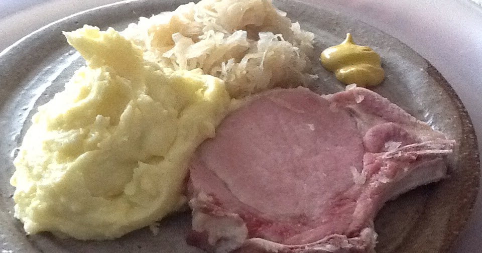 my cooking :): Rippchen mit Sauerkraut und Kartoffelpüree