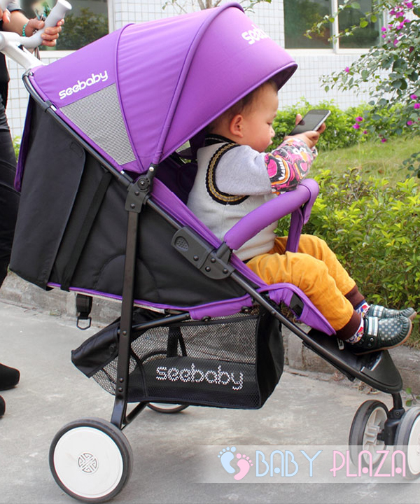 Xe đẩy Seebaby QQ5 dáng đẹp với thiết kế 3 bánh không thể thiếu cho mẹ và bé
