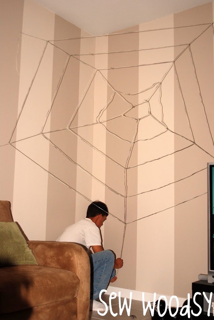 Life-Size Spider Web & Webbed Accessories