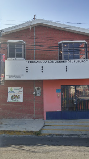 Colegio Mundo de los Niños, Av Alfonso Reyes 2905, Alta Vista Invernadero, 64770 Monterrey, N.L., México, Escuela infantil | NL