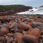 Arrow rock in red platform bay (104926)