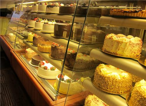 The French Loaf, No.5, OT, Madras Thiruvallur High Rd, Krishnapuram, Ambattur, Chennai, Tamil Nadu 600053, India, Dessert_Restaurant, state TN