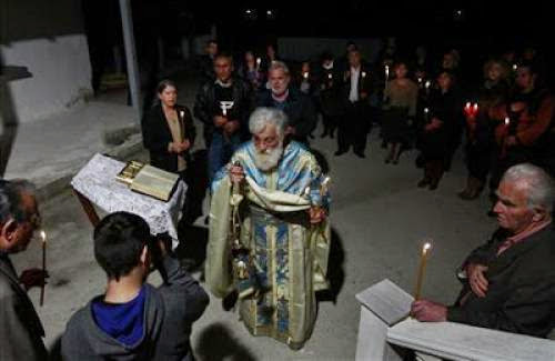 Crisis Proves A Curse For Greece Orthodox Church