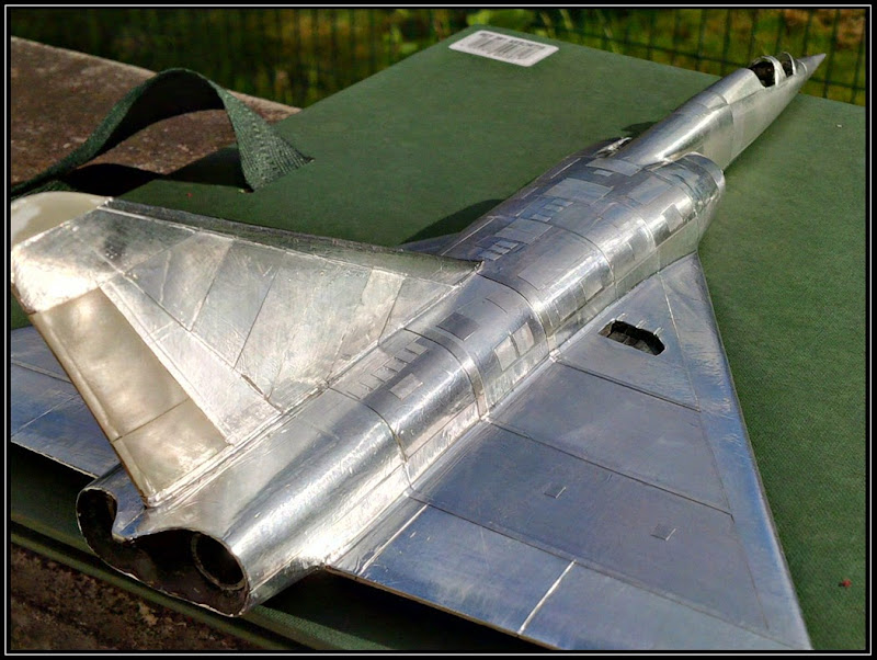 Permis Super-lourd: Le "gros" Mirage IV -scratch- 1/72 - Page 8 IMG_20140517_175612_hdr