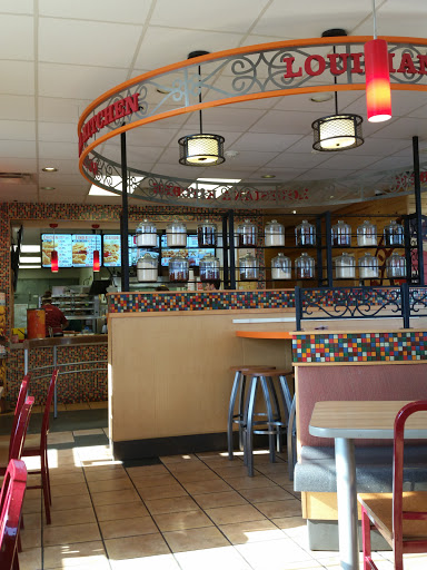 Chicken Restaurant «Popeyes Louisiana Kitchen», reviews and photos, 1720 Old Morrilton Hwy, Conway, AR 72032, USA
