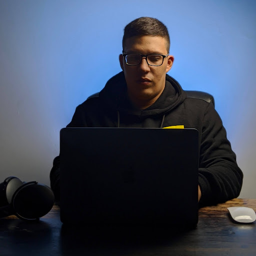 Andres9619's user avatar
