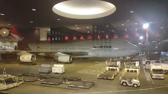DSC 1881 - REVIEW - Qantas Business Lounge, Narita Airport
