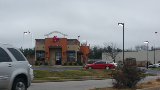 Mexican Restaurant «Taco Bell», reviews and photos, 149 Oakbrooke Dr, Mt Washington, KY 40047, USA