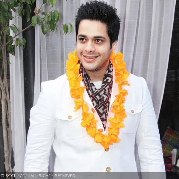 February is the month of sundowner parties, and one such bash was hosted by Aman Bhandari and Amit Suri at Barka, Garden of Five Senses, in Delhi. February is the month of sundowner parties, and one such bash was hosted by Aman Bhandari and Amit Suri at Barka, Garden of Five Senses, in Delhi.