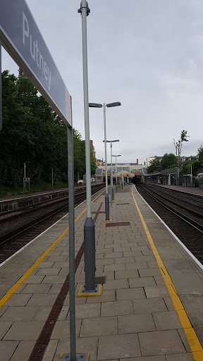 Putney Railway Station