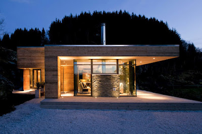 Tampak Samping Cabin GJ 9 in Norway 1 1 Kabin Mungil Yang Beradaptasi Dengan Keadaan Lingkungan