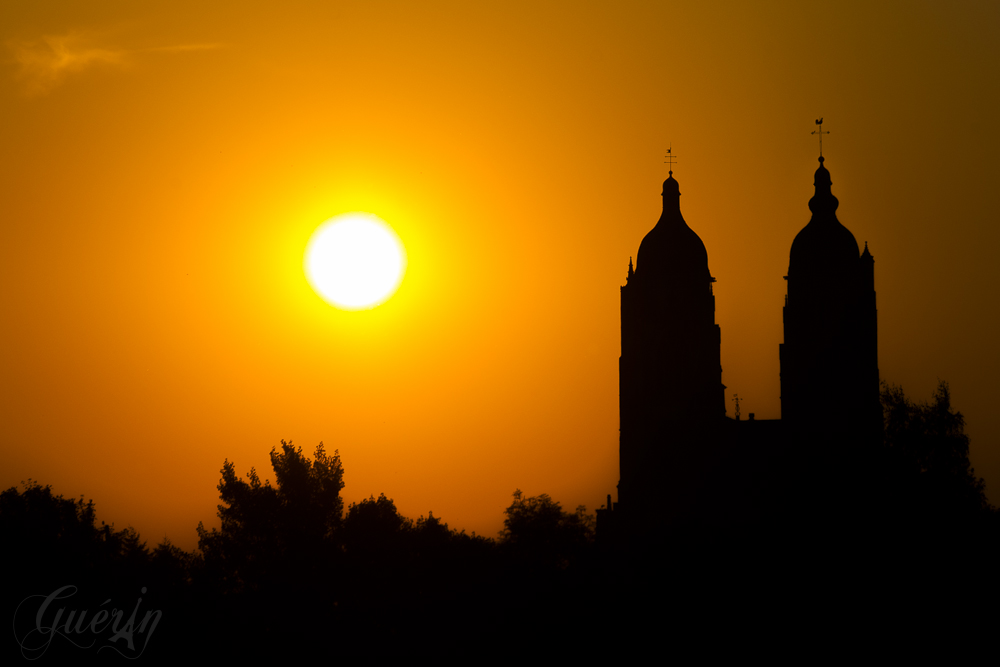 D'aurore et de crépuscule: Saint Nicolas de Port. _IGP2337