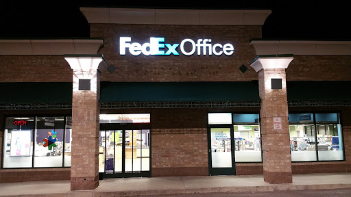 Print Shop «FedEx Office Print & Ship Center», reviews and photos, 8330 Willow St, Lone Tree, CO 80124, USA