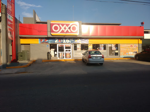 Oxxo Tecpan, 40900, Independencia 46, Centro, Técpan de Galeana, Gro., México, Tienda de ultramarinos | GRO