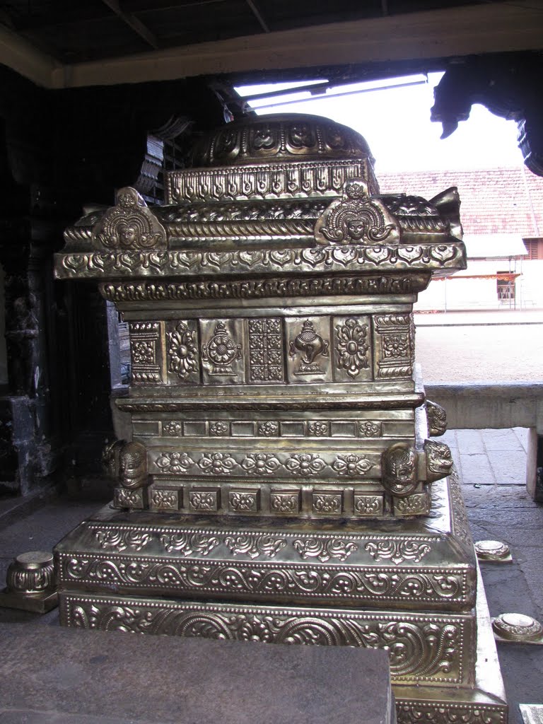 Sri Parthasarathy Temple (Thiru varanvilai) Kerala - Divya Desam 95