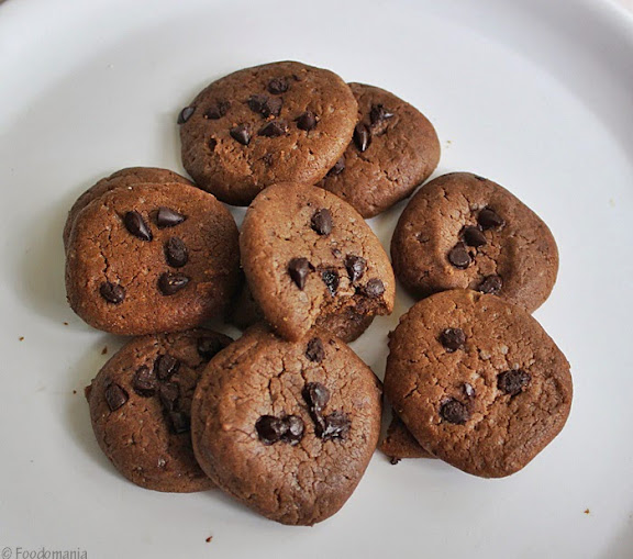  Nutella Chocolate Chip Cookie Sandwich Recipe