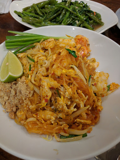 Dang restaurant patong phuket