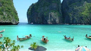 Maya Beach, pulau Phi Phi, Thailand - 10 pantai terindah dunia 