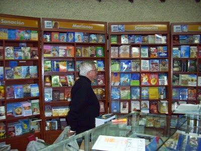 Photos of Librer&iacute;a Minuto de Dios - sede Principal