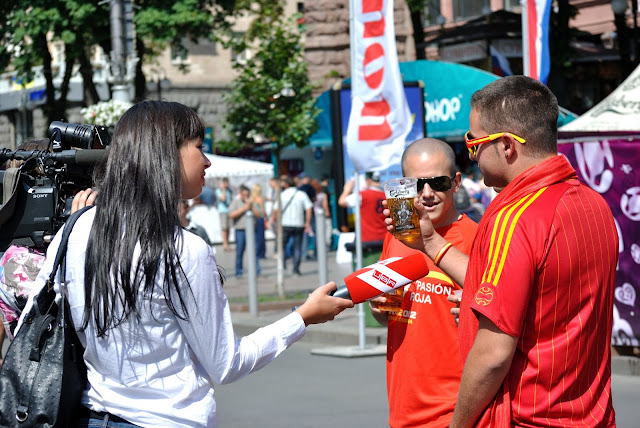 Фотографии с Евро 2012. От зрителей и очевидцев. Приз за лучшее фото