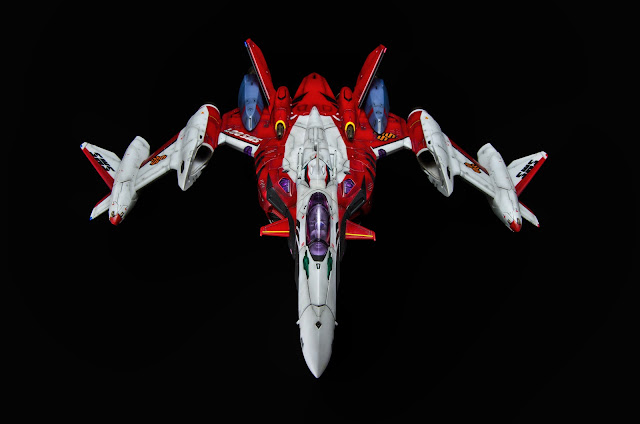 Super_YF-29_Alto_Fighter_06.jpg