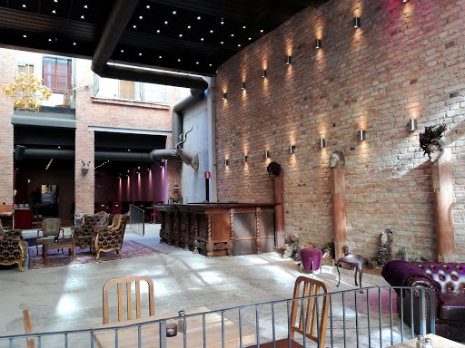 Besökarbild Hellstens Glashus