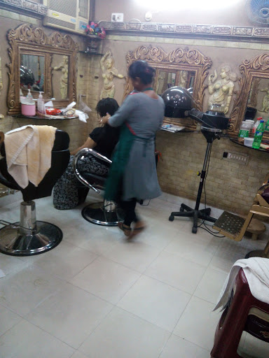 Latika Ladies Beauty Parlour, Netaji Subhash Chandra Bose Rd, Chowhati, Harinavi, Kolkata, West Bengal 700148, India, Beauty_Parlour, state WB