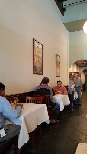 Thai Restaurant «Thai Bistro», reviews and photos, 11660 Westheimer Rd #115, Houston, TX 77077, USA