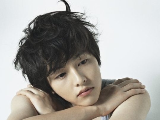 Сон Чжун Ки / Song Joong Ki / Розанчик - Страница 9 %25E5%25AE%258B%25E4%25BB%25B2%25E5%259F%25BA01