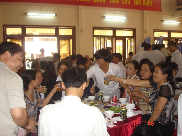 Chào mừng Ngày nhà giáo Việt Nam 20/11 2010 - Page 3 DSC00039