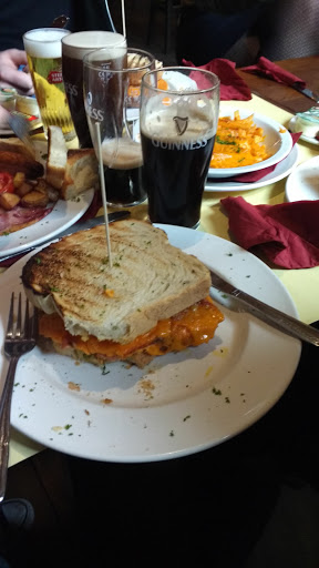 Irish Pub