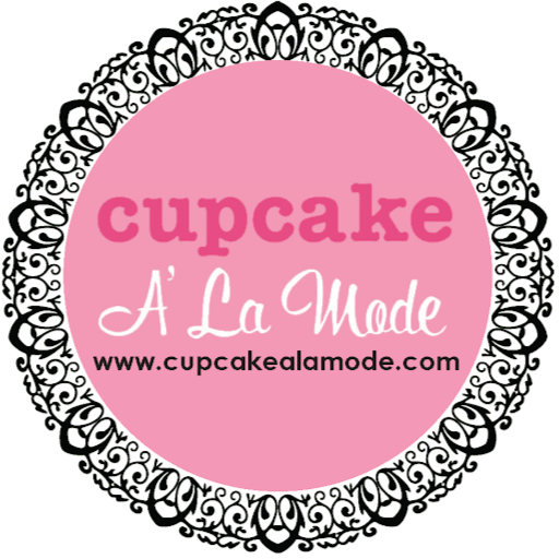 Cupcake A La Mode logo