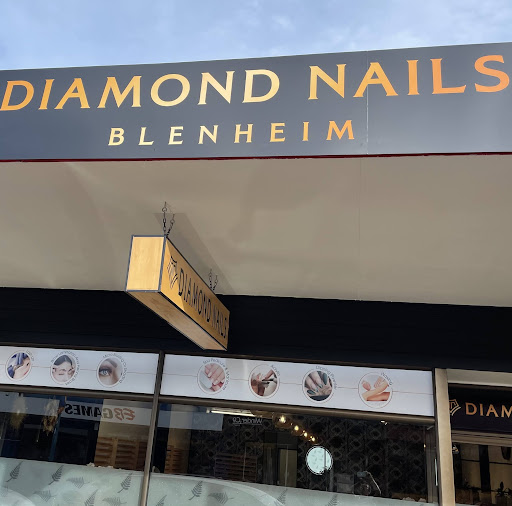 Diamond Nails Blenheim logo