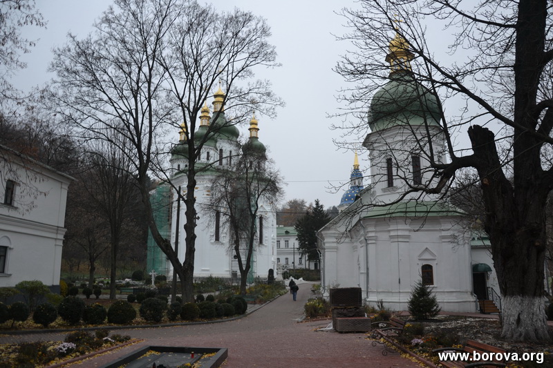 Монастир город фото