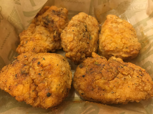 Chicken Wings Restaurant «Wingstop», reviews and photos, 1756 Forest Ave, Staten Island, NY 10303, USA