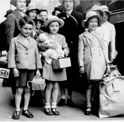 Children during WW1 - World War 1 - Class 1